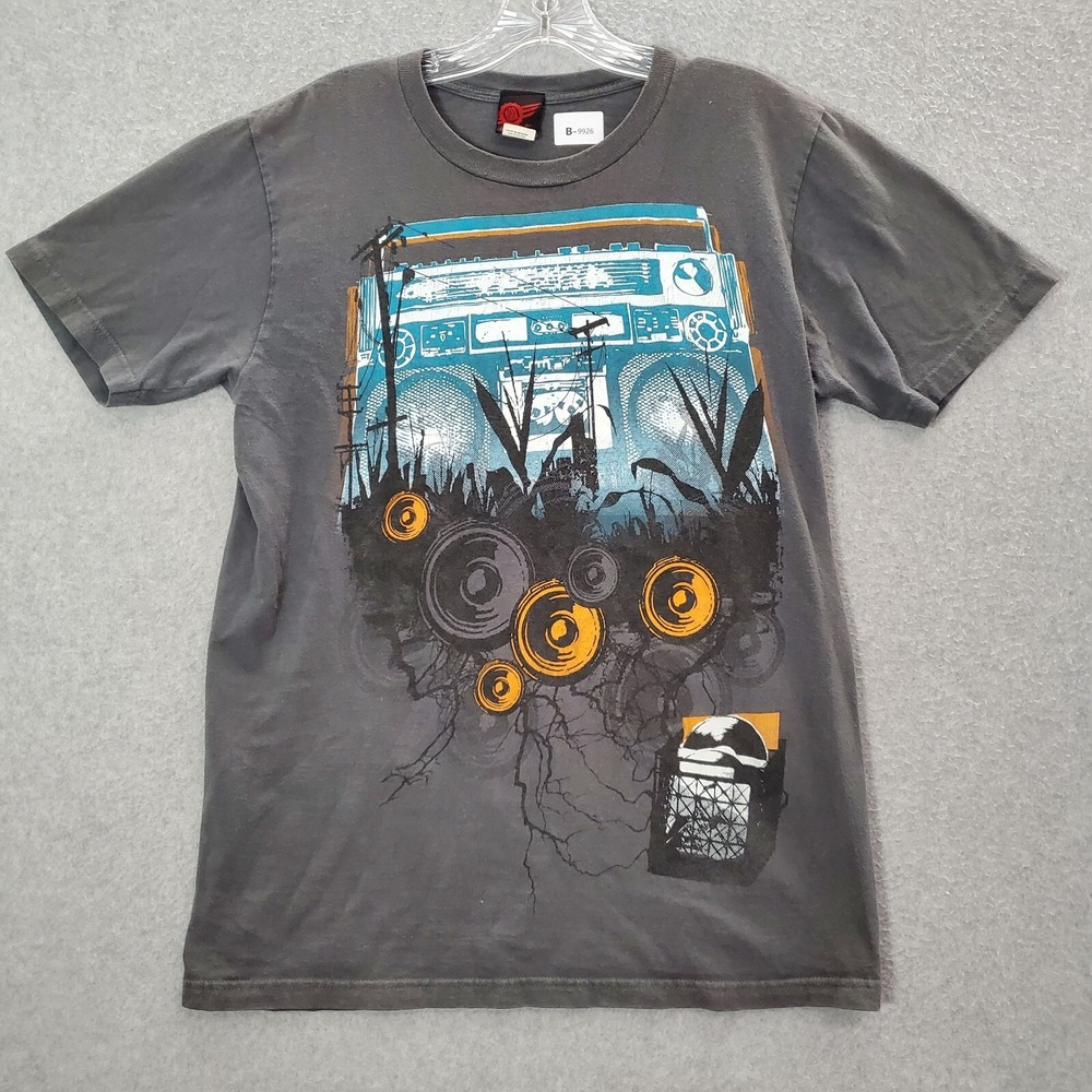 VINTAGE Mad Engine Men Shirt M Gray Boombox Hip Hop Streetwear Graphic 90s READ